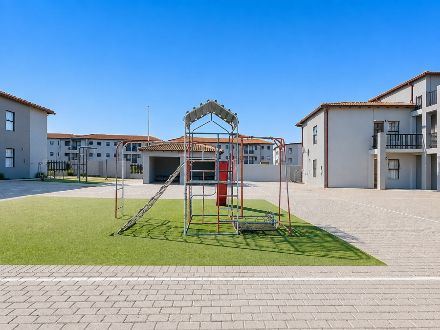 2 Bedroom Property for Sale in Parklands Western Cape